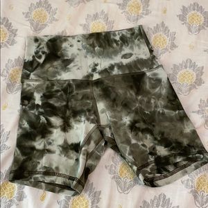 Lululemon Align HR Short 6” sz 4 Green Dye